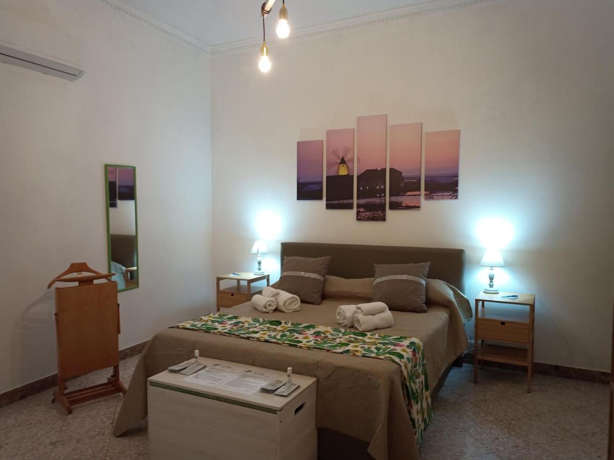 Casa Vacanze Ni Nuccia Trapani Exteriér fotografie